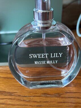 SWEET LILY PERFUME